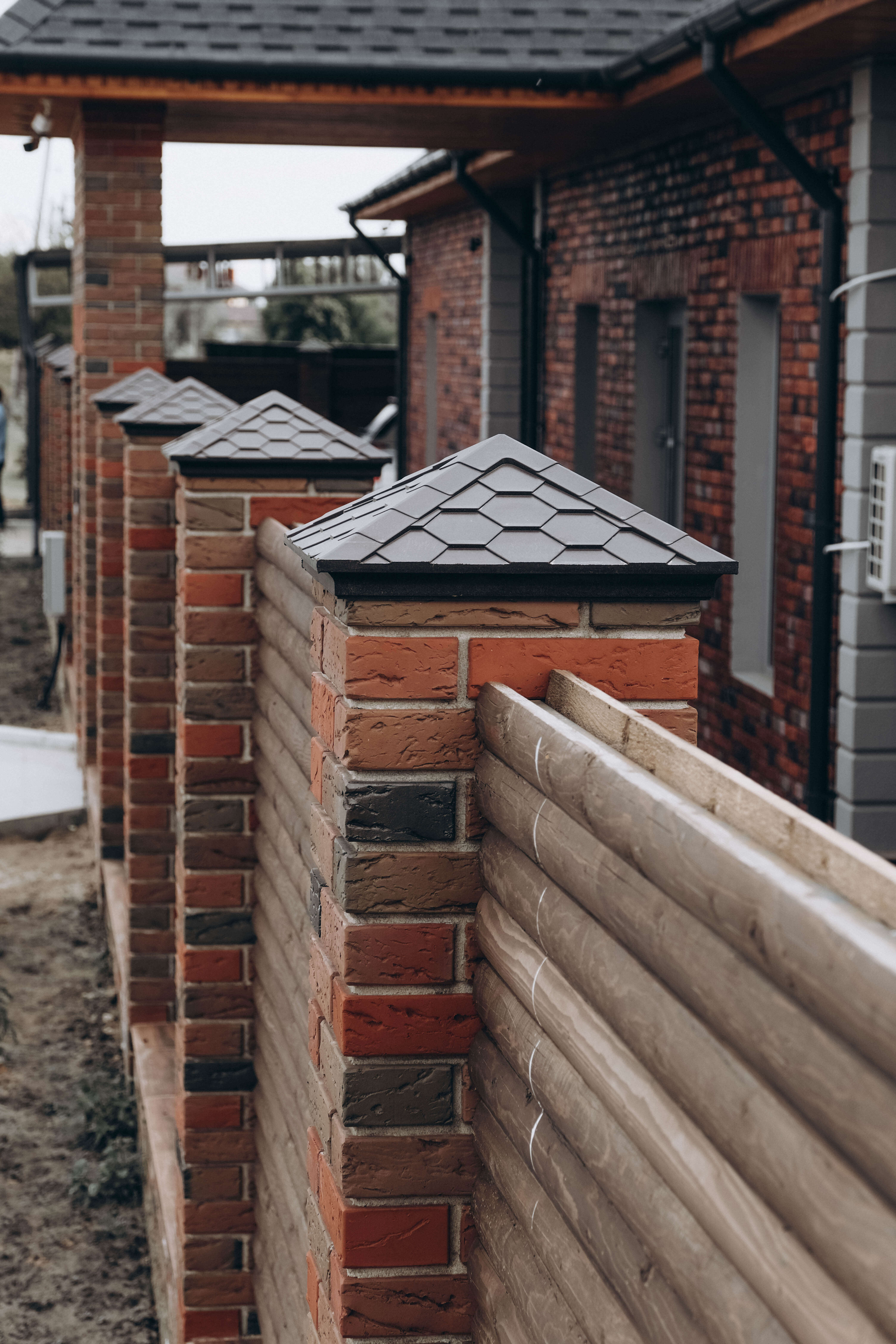 Колпак Zking Эверест Коричневый на столб 1.5х1.5 кирпича (390х390мм) в Пушкино фото